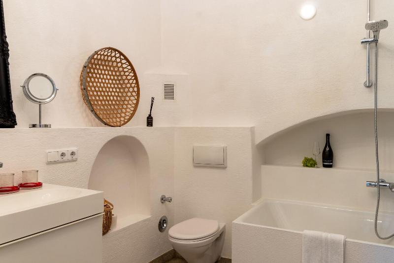 BARONHAUS Aparthotel & Suites - Oda