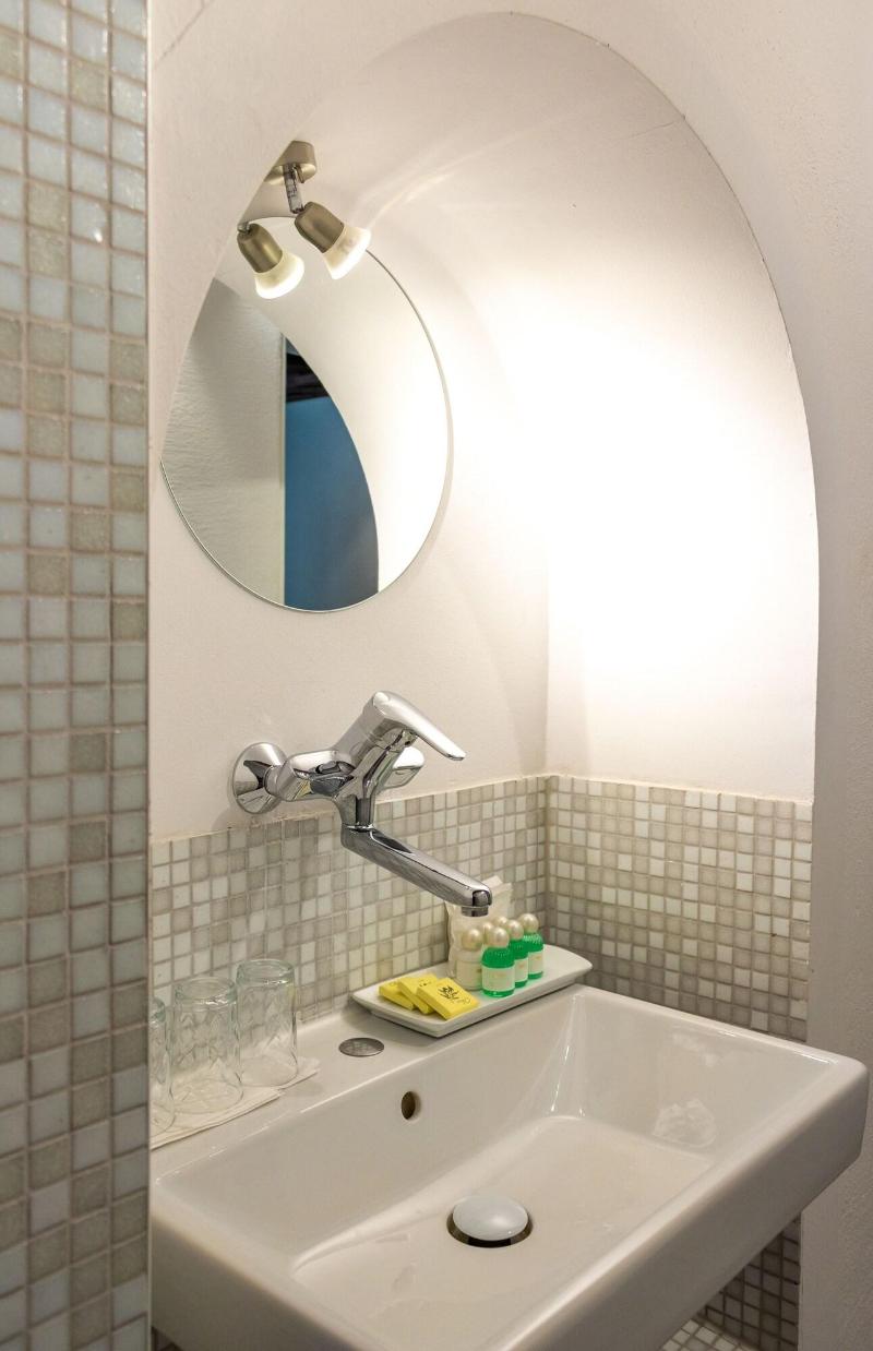 BARONHAUS Aparthotel & Suites - Oda