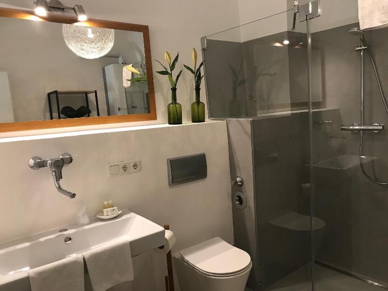 BARONHAUS Aparthotel & Suites - Oda
