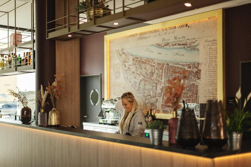 Holiday Inn - the niu, Sparrow Regensburg - Genel