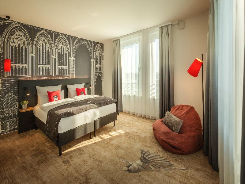 Holiday Inn - the niu, Sparrow Regensburg - Oda