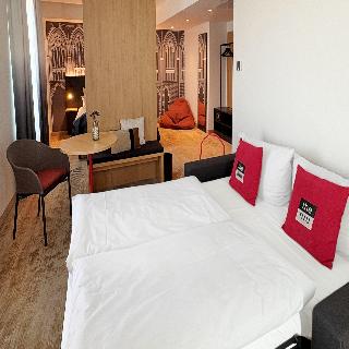 Holiday Inn - the niu, Sparrow Regensburg fotoÄŸrafÄ±