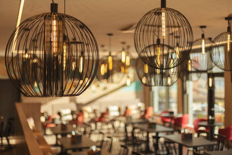 Holiday Inn - the niu, Sparrow Regensburg - Restoran