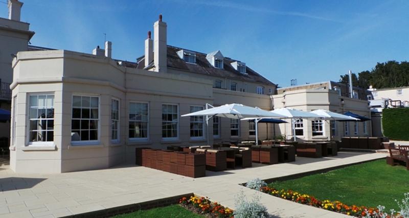 Avisford Park Hotel - Teras