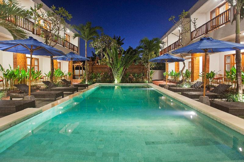 Sahadewa Suites Residence - Havuz