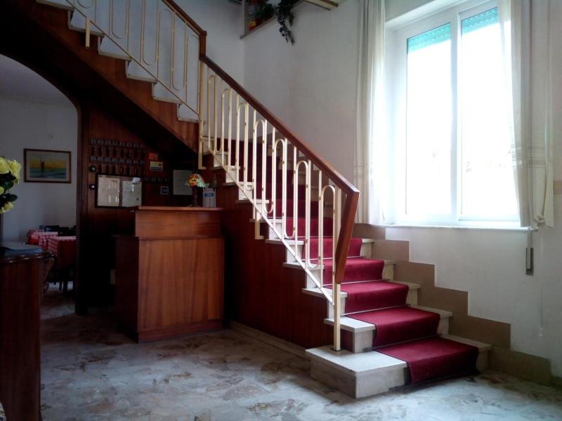 Hotel Margot - Lobi