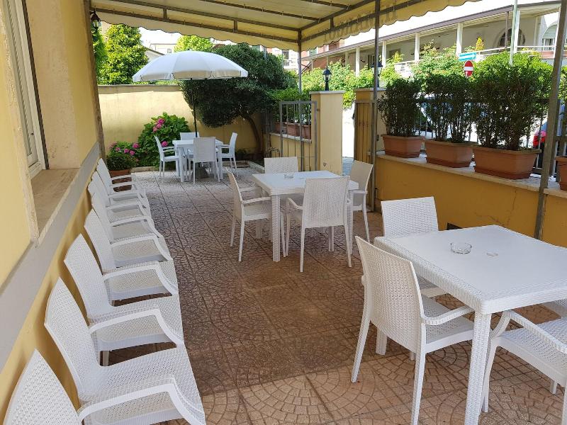 Hotel Margot - Teras