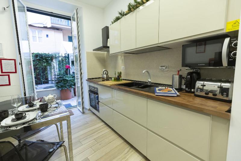 Flatinrome Trastevere Deluxe Rooms - Oda