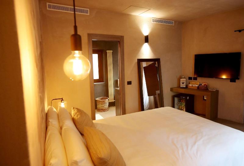 Casa Nostra Boutique Hotel - Oda