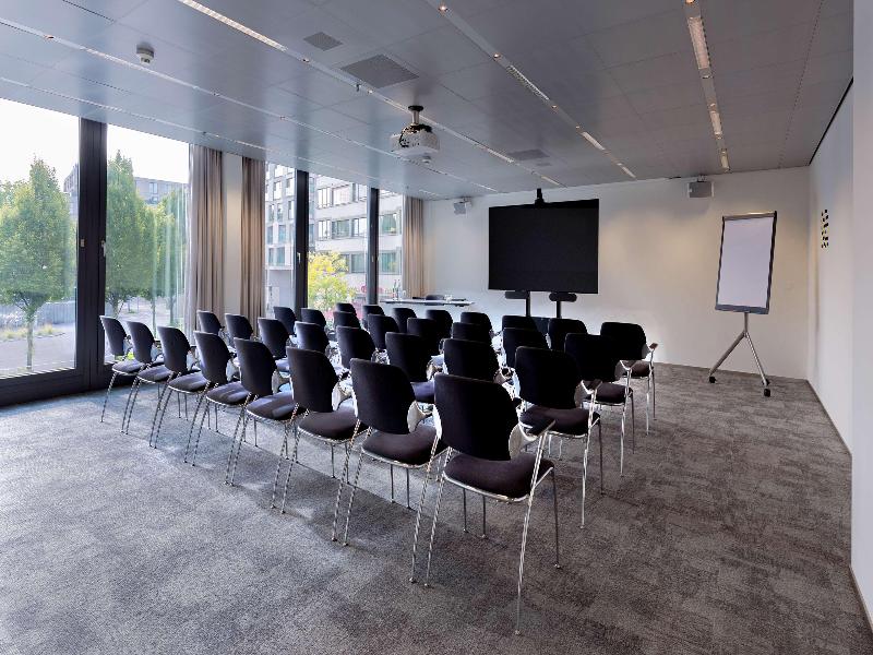 Radisson Blu Hotel, Lucerne - Toplantı