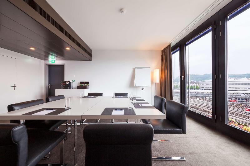 Radisson Blu Hotel, Lucerne - Toplantı