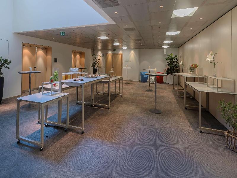 Radisson Blu Hotel, Lucerne - Toplantı