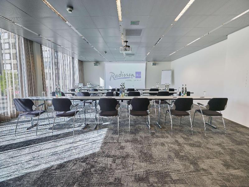 Radisson Blu Hotel, Lucerne - Toplantı