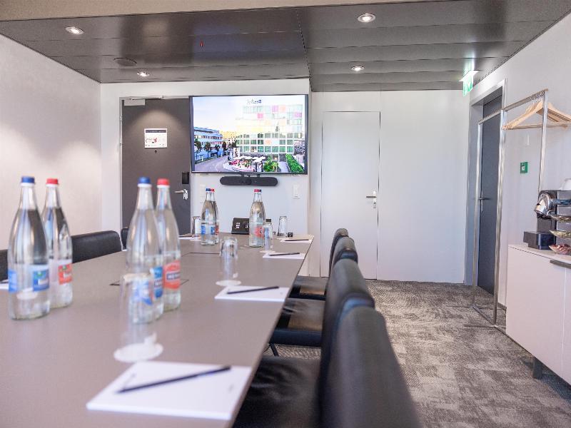 Radisson Blu Hotel, Lucerne - Toplantı