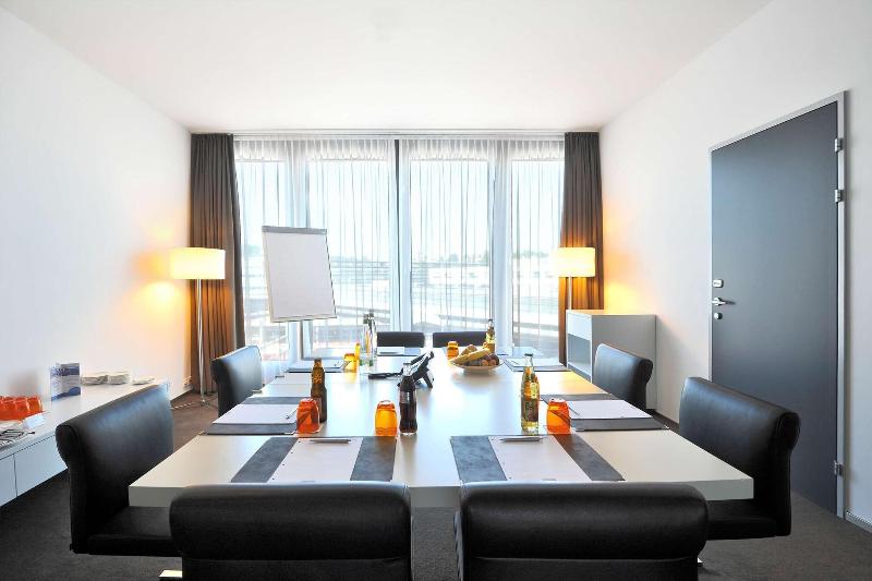 Radisson Blu Hotel, Lucerne - Toplantı
