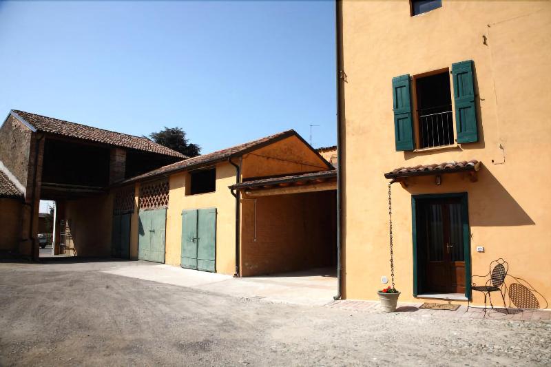 B&B Stradivari - Genel