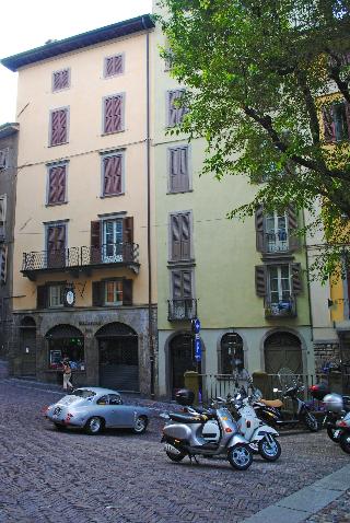 Bergamo Alta Guest House otel fotoğrafı