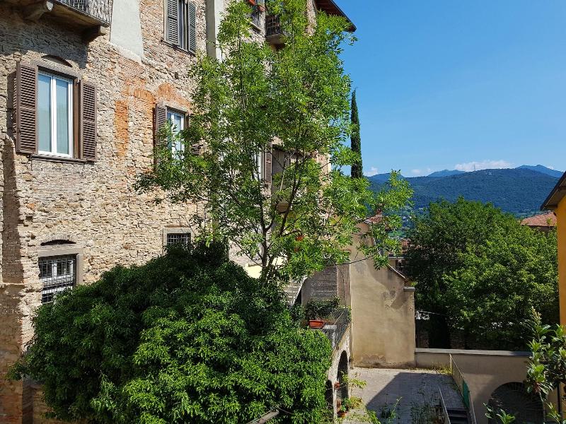 Bergamo Alta Guest House - Oda