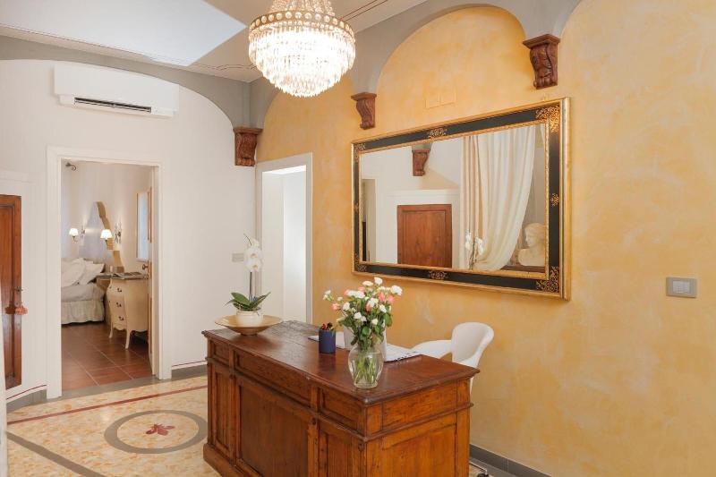 Palazzo Mari Suite & Rooms - Lobi