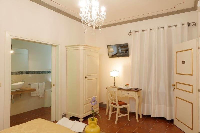 Palazzo Mari Suite & Rooms - Oda
