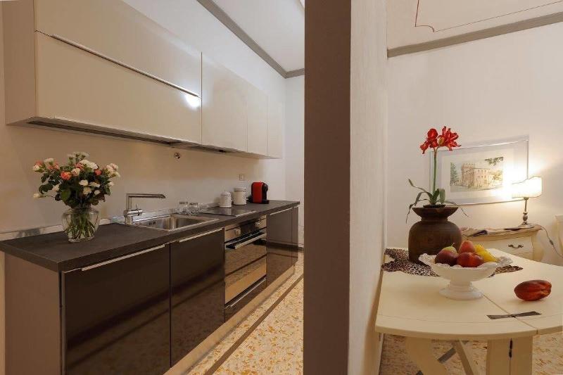 Palazzo Mari Suite & Rooms - Oda