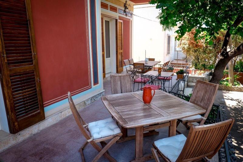 B&B De Angelis - Genel