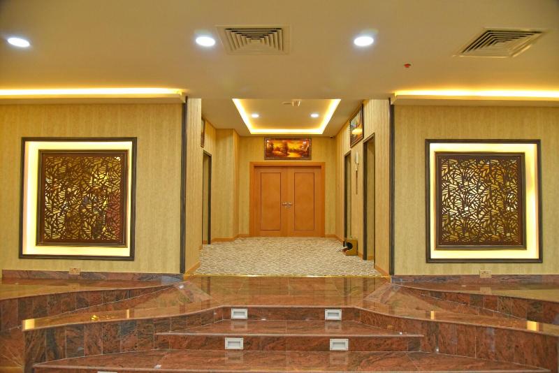 The Muscat Plaza Hotel - Lobi