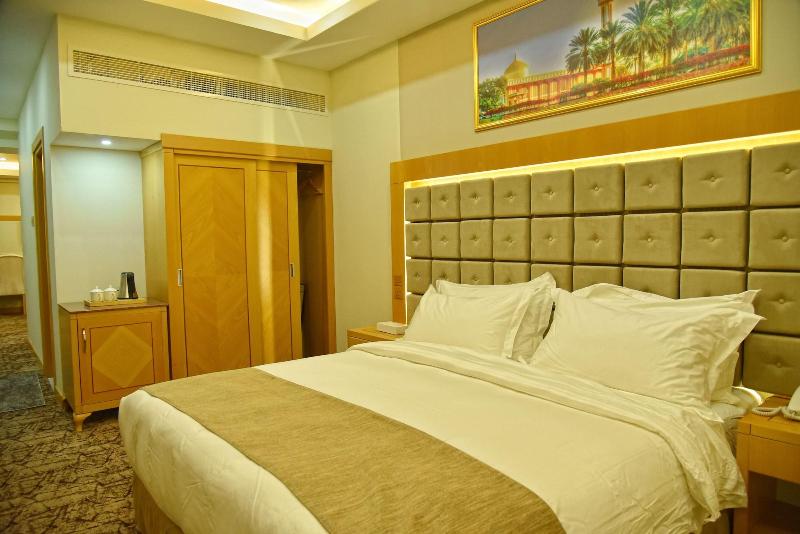 The Muscat Plaza Hotel - Oda