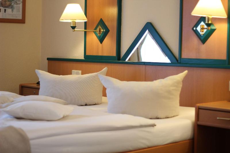 Stadt-Gut-Hotel Großer Kurfürst - Genel