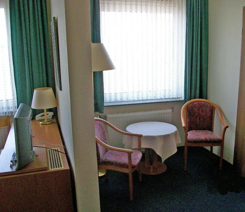 Ems-Hotel - Oda