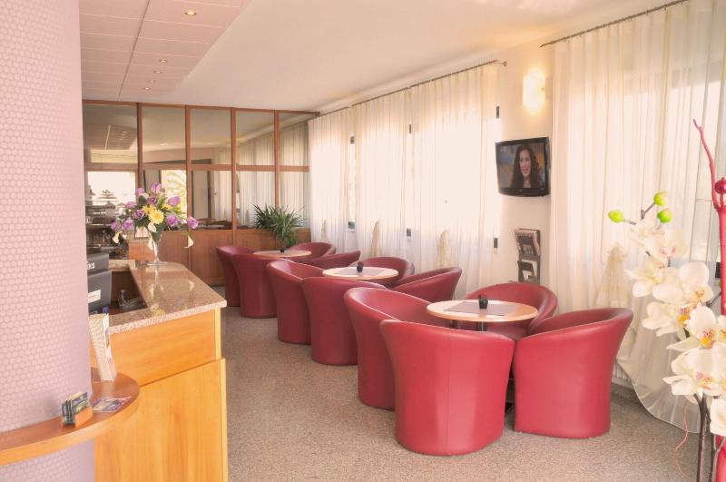 Genius Hotel - Lobi