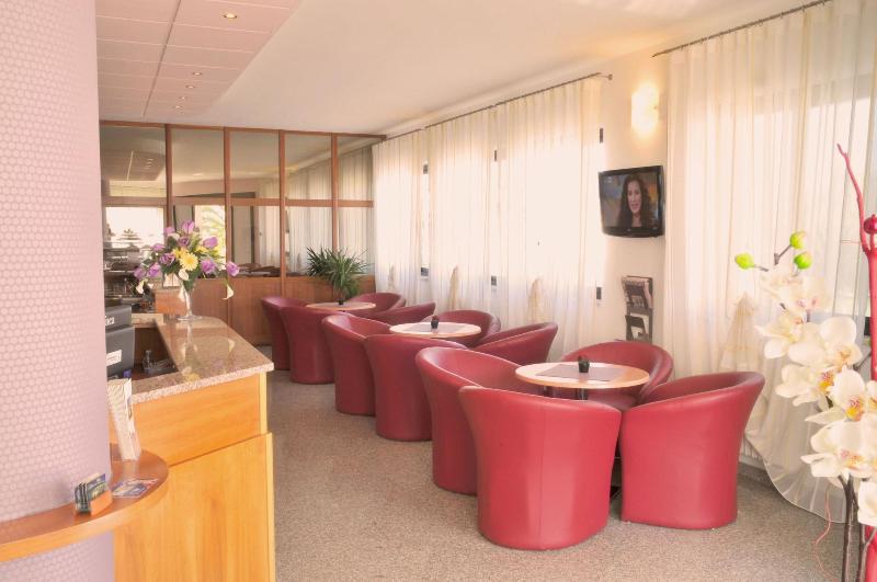 Genius Hotel - Lobi