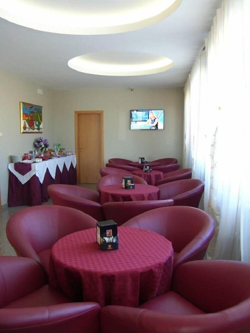 Genius Hotel - Restoran
