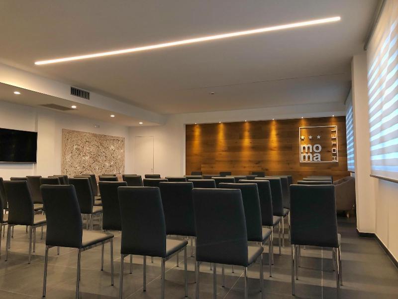 Moma Hotel - Aktivite