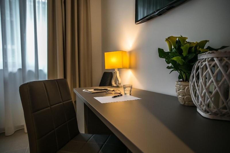 Moma Hotel - Oda