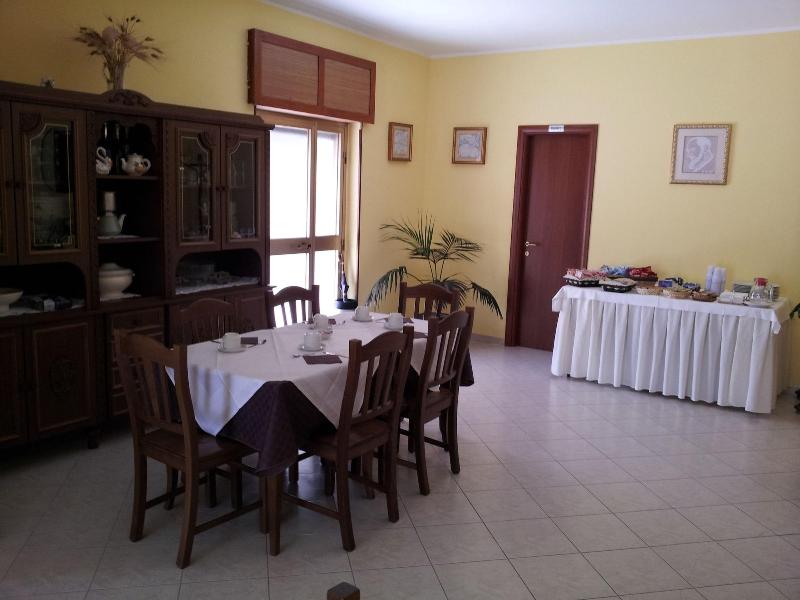 Holiday Bed & Breakfast Vico del Gargano - Restoran