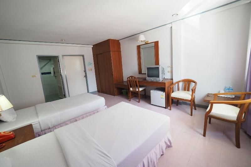 Pachara Hotel And Restaurant - Oda