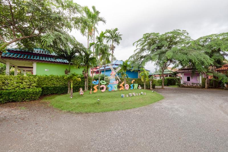 Review Resort by ZUZU - Genel