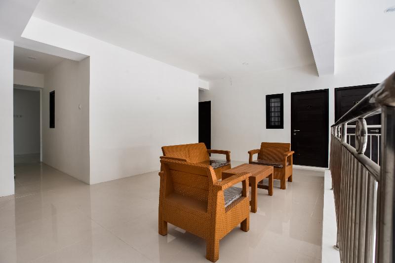 3463 Cimahi Guest House - Lobi