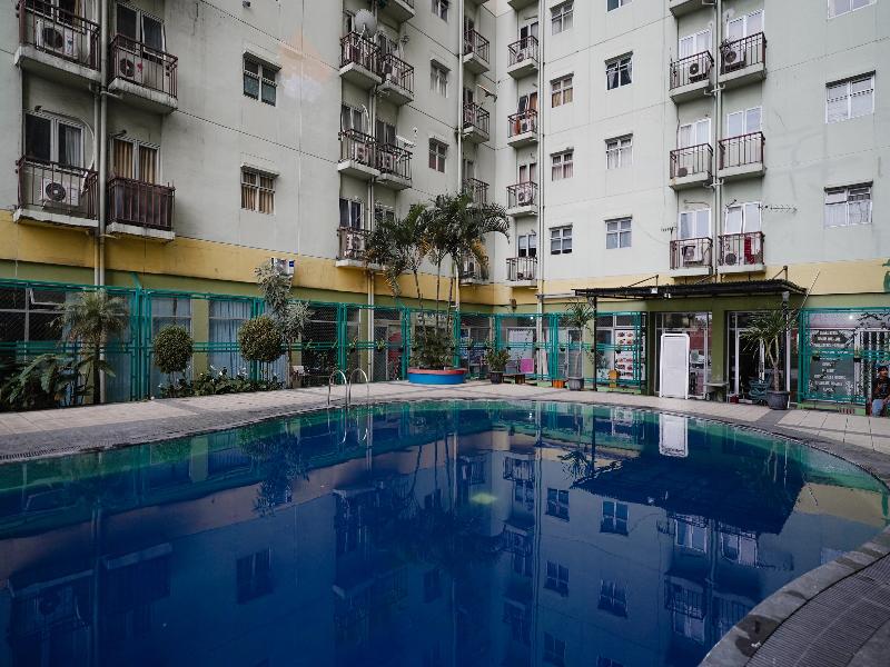 The Suite Metro Apartment by King Official - Havuz