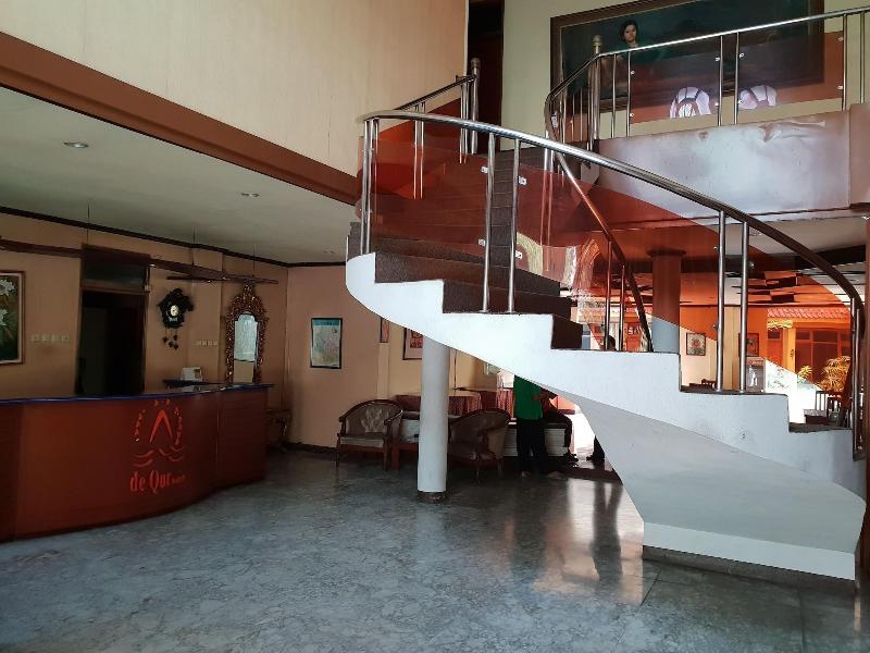 De'Qur Hotel Bandung by ZUZU - Lobi