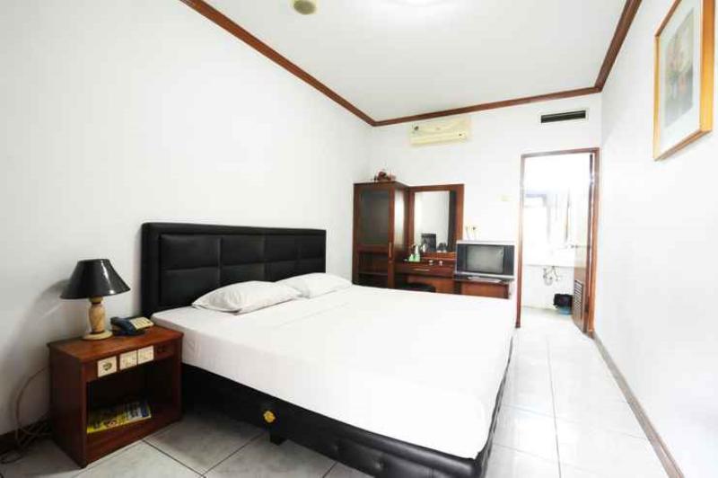 De'Qur Hotel Bandung by ZUZU - Oda