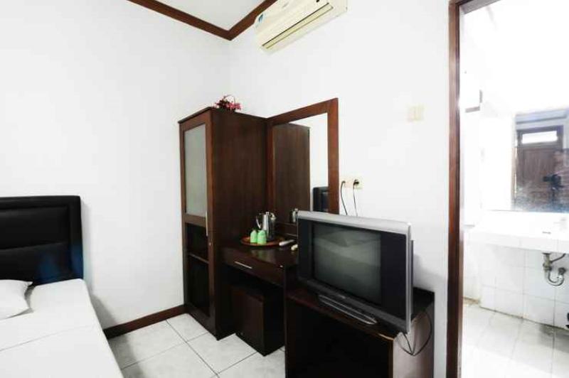 De'Qur Hotel Bandung by ZUZU - Oda