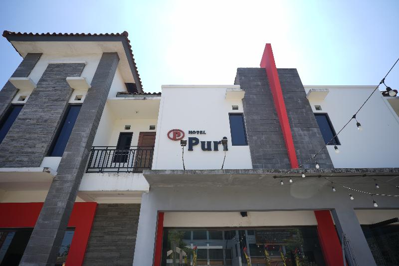 Hotel Puri Pangalengan by ZUZU - Genel