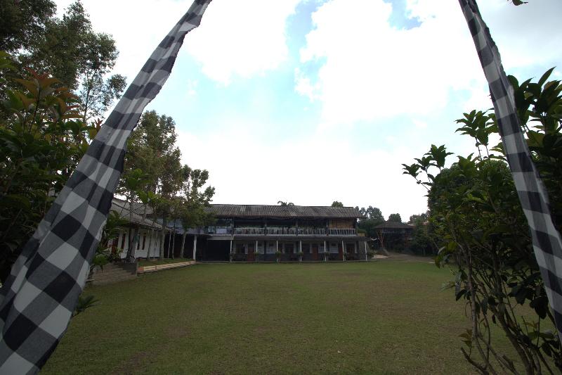 Nirwana Hotel Lembang - Genel