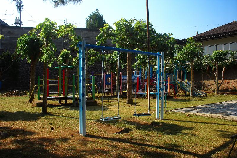 Nirwana Hotel Lembang - Genel