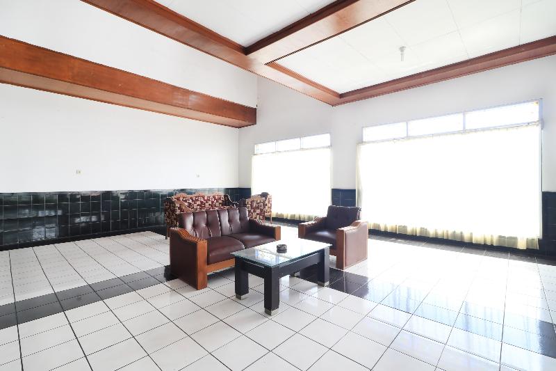 Abang Hotel Ciwidey - Lobi