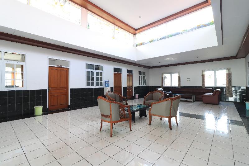 Abang Hotel Ciwidey - Lobi
