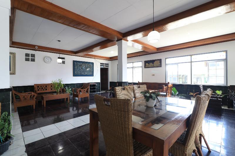 Abang Hotel Ciwidey - Lobi