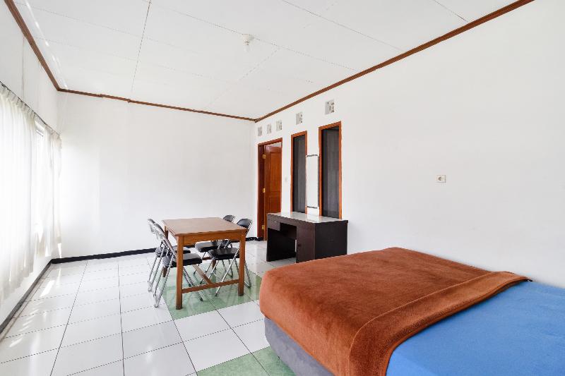Abang Hotel Ciwidey - Oda